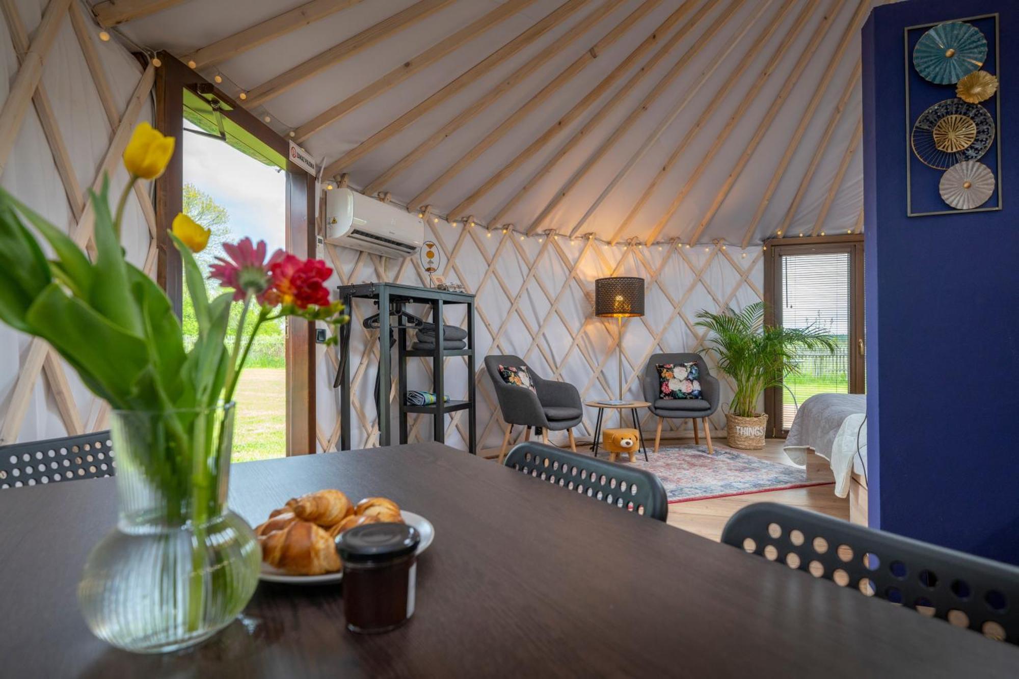 Bed and Breakfast Dom W Domu - Izera Glamping Gajowka  Habitación foto