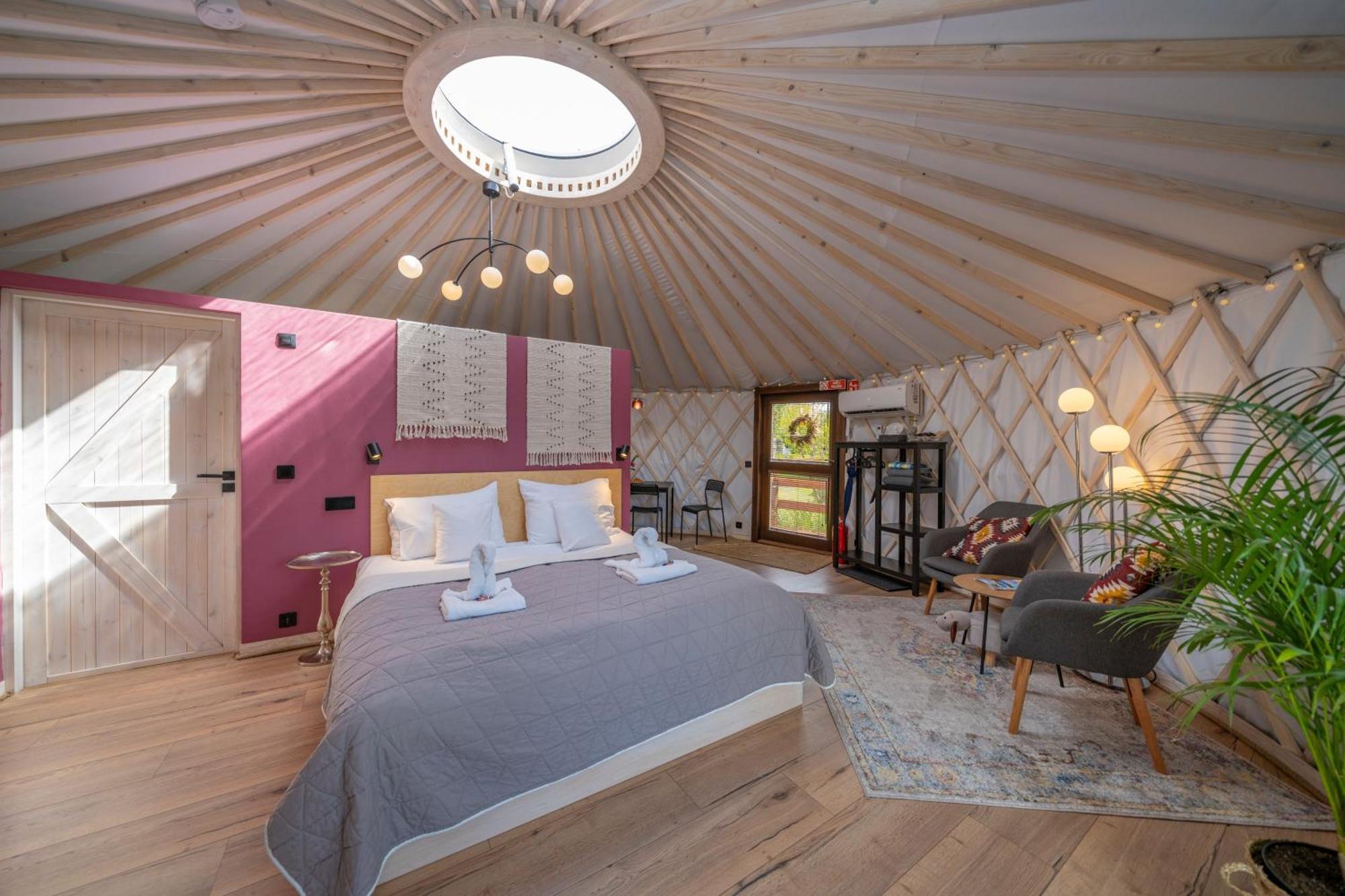 Bed and Breakfast Dom W Domu - Izera Glamping Gajowka  Habitación foto